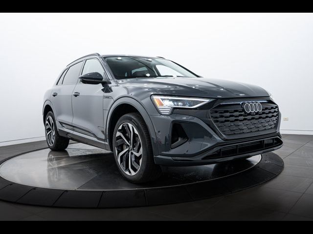 2024 Audi Q8 e-tron Prestige