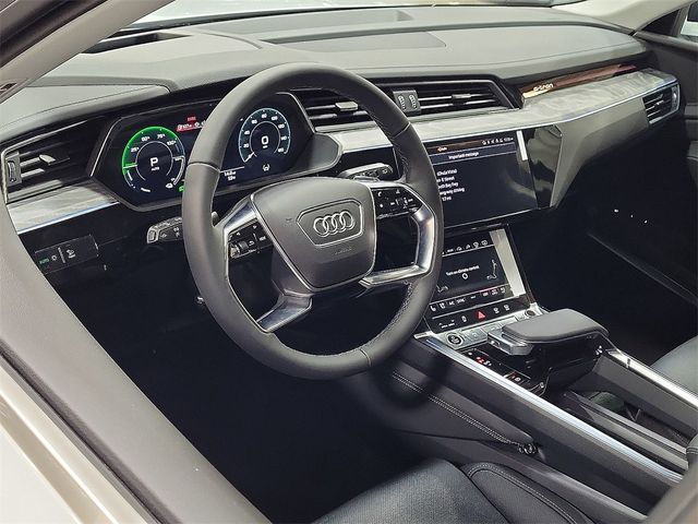 2024 Audi Q8 e-tron Prestige