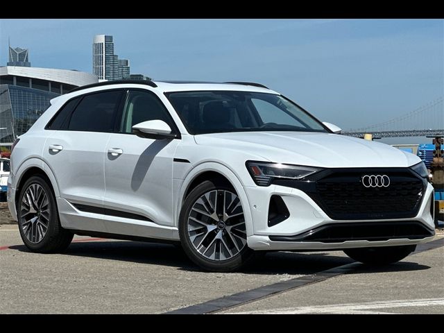 2024 Audi Q8 e-tron Prestige