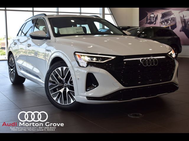 2024 Audi Q8 e-tron Prestige