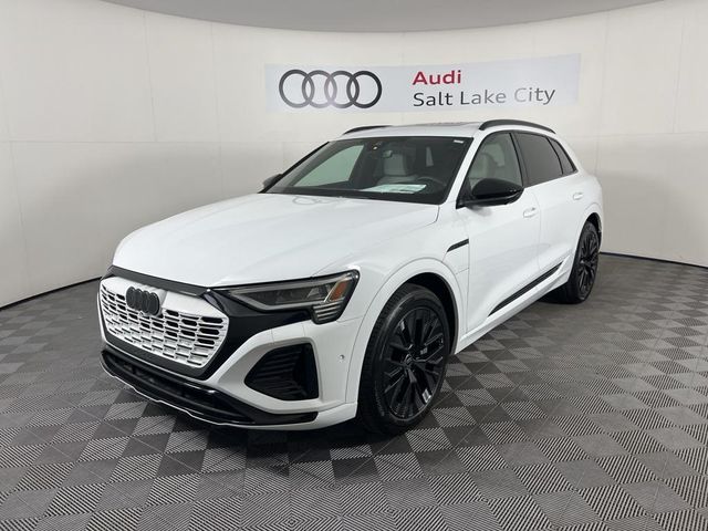 2024 Audi Q8 e-tron Prestige