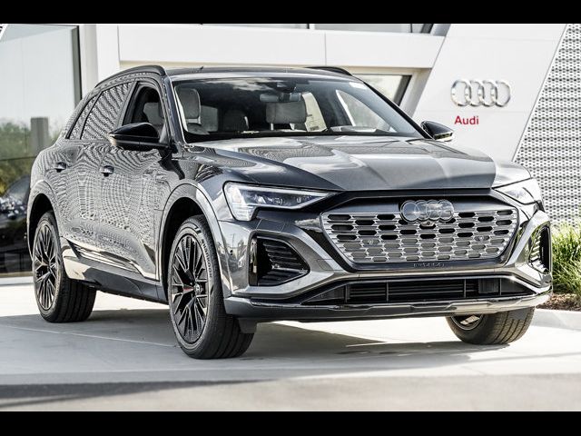 2024 Audi Q8 e-tron Prestige