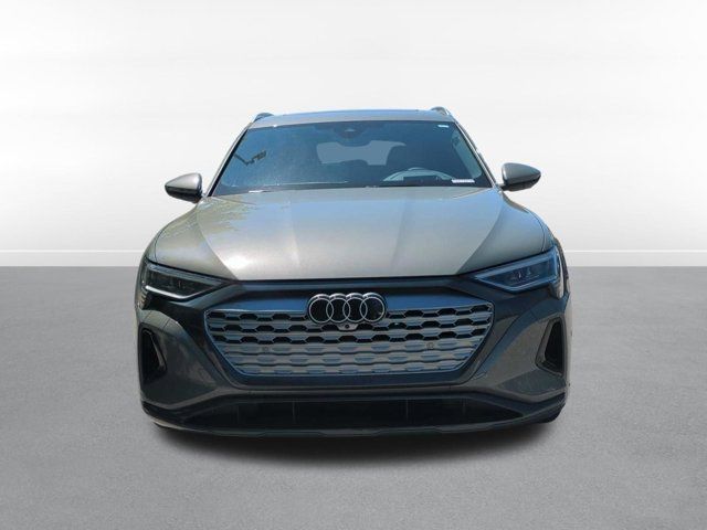 2024 Audi Q8 e-tron Prestige