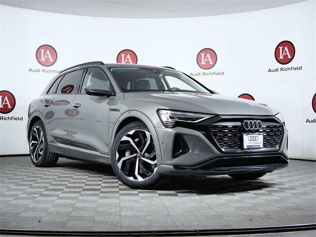 2024 Audi Q8 e-tron Prestige