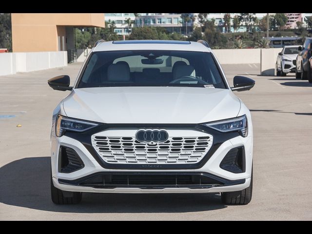 2024 Audi Q8 e-tron Prestige