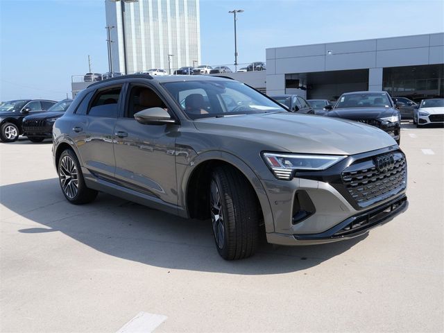 2024 Audi Q8 e-tron Prestige