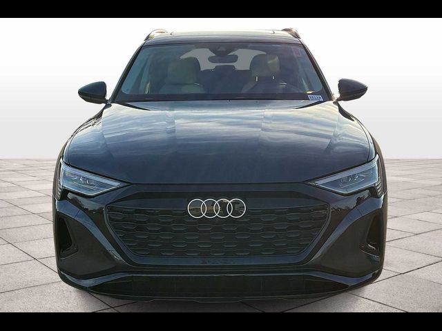 2024 Audi Q8 e-tron Prestige