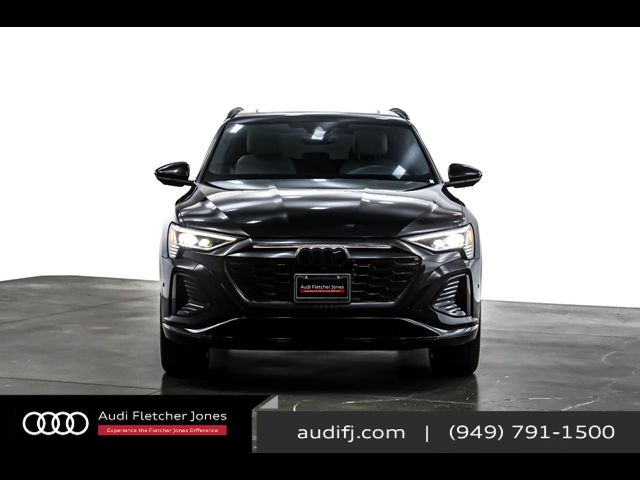 2024 Audi Q8 e-tron Prestige