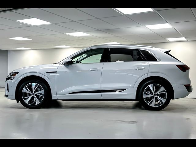 2024 Audi Q8 e-tron Prestige