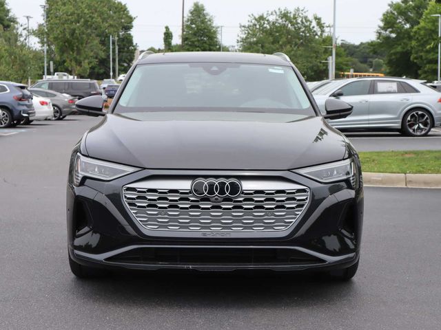 2024 Audi Q8 e-tron Prestige