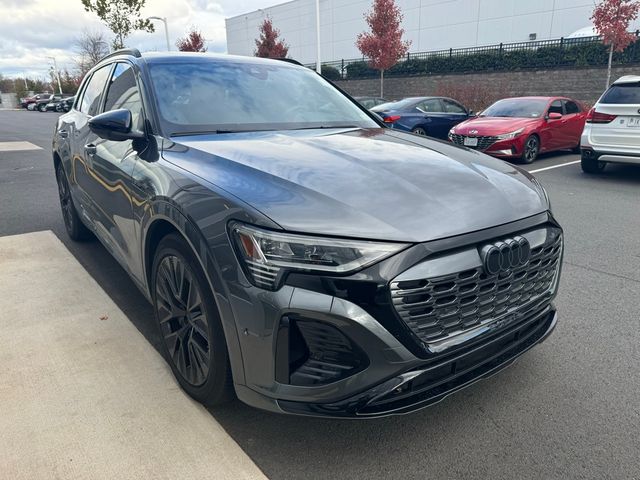 2024 Audi Q8 e-tron Prestige