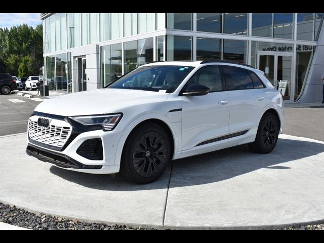 2024 Audi Q8 e-tron Prestige