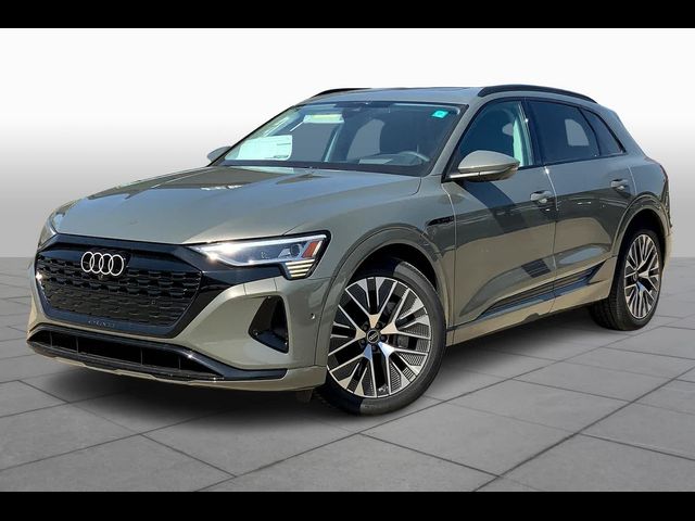 2024 Audi Q8 e-tron Prestige