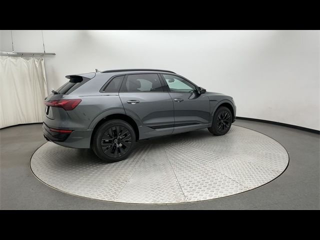 2024 Audi Q8 e-tron Prestige