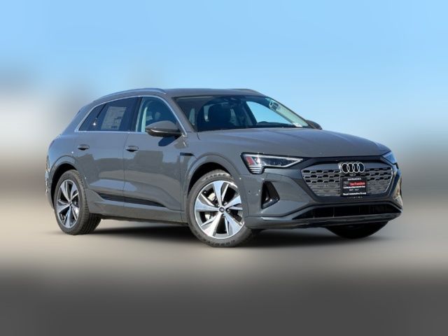 2024 Audi Q8 e-tron Prestige