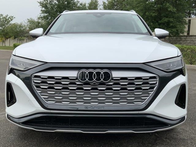 2024 Audi Q8 e-tron Prestige