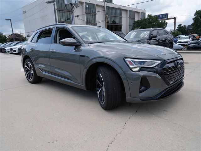 2024 Audi Q8 e-tron Prestige