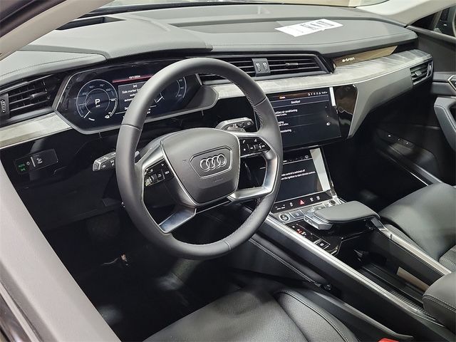 2024 Audi Q8 e-tron Prestige