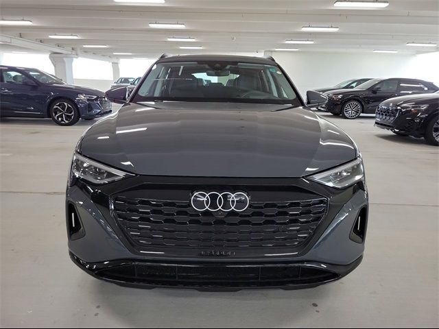 2024 Audi Q8 e-tron Prestige