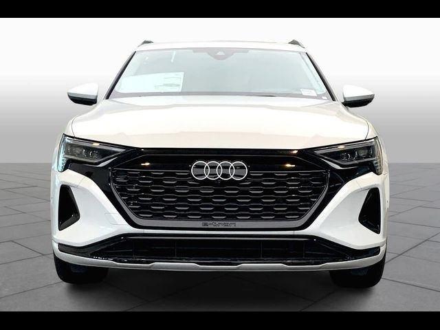 2024 Audi Q8 e-tron Prestige