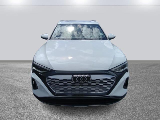 2024 Audi Q8 e-tron Prestige