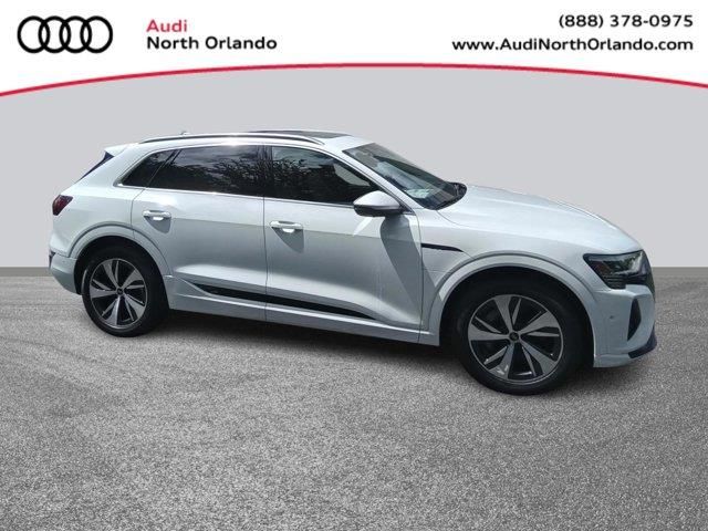 2024 Audi Q8 e-tron Prestige