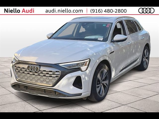 2024 Audi Q8 e-tron Prestige