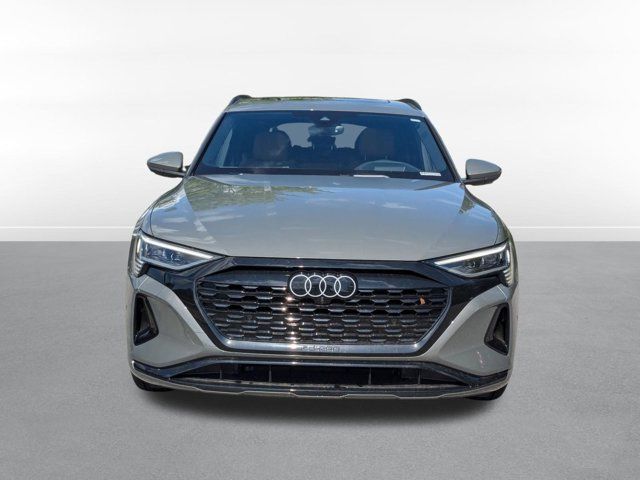 2024 Audi Q8 e-tron Prestige