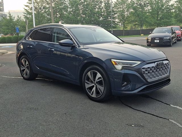 2024 Audi Q8 e-tron Prestige