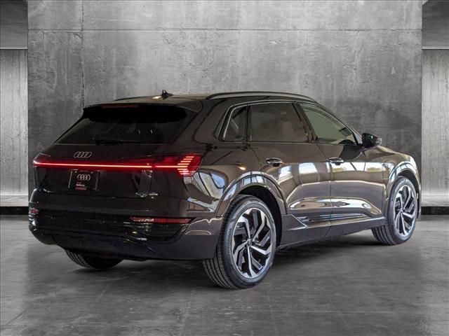 2024 Audi Q8 e-tron Prestige