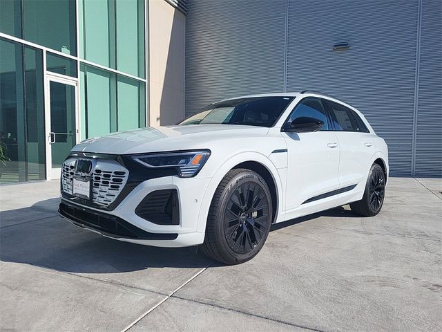 2024 Audi Q8 e-tron Prestige