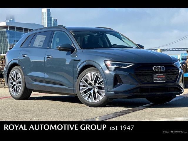 2024 Audi Q8 e-tron Prestige