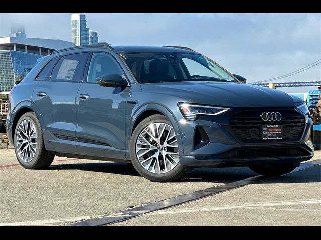 2024 Audi Q8 e-tron Prestige