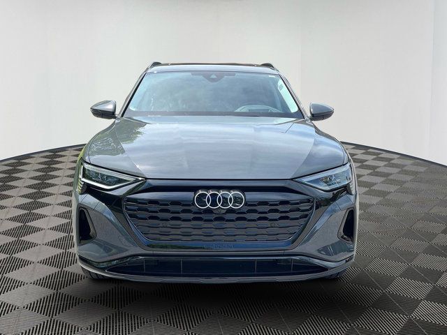 2024 Audi Q8 e-tron Prestige