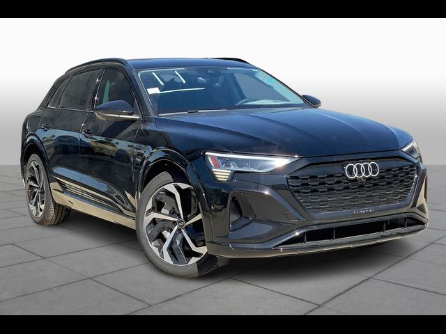 2024 Audi Q8 e-tron Prestige