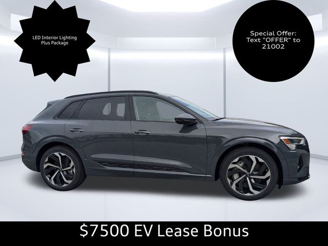 2024 Audi Q8 e-tron Prestige