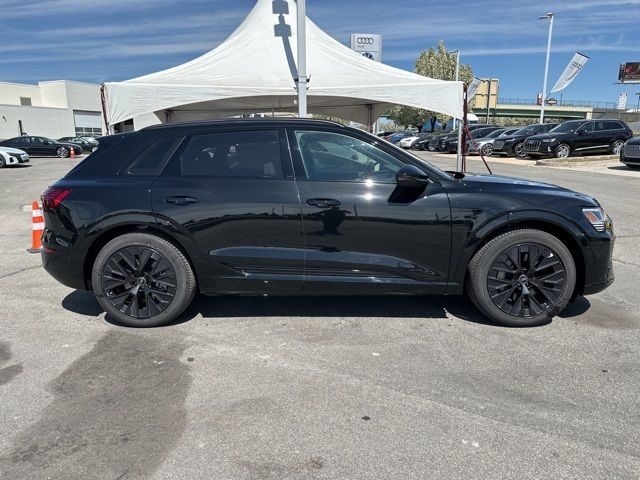 2024 Audi Q8 e-tron Prestige