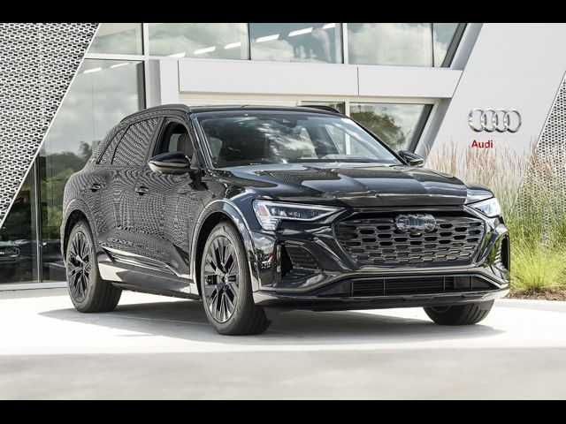 2024 Audi Q8 e-tron Prestige