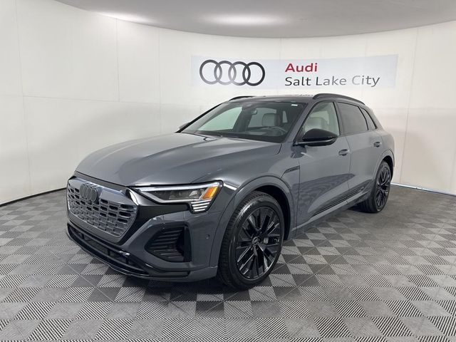 2024 Audi Q8 e-tron Prestige