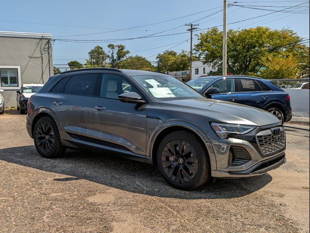 2024 Audi Q8 e-tron Prestige