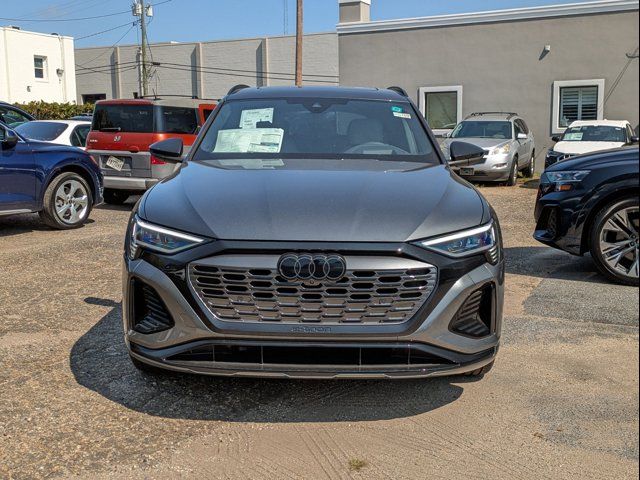 2024 Audi Q8 e-tron Prestige