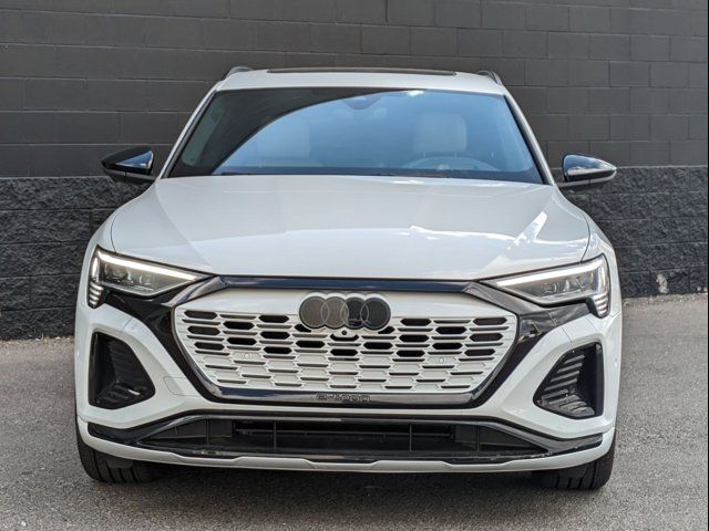 2024 Audi Q8 e-tron Prestige