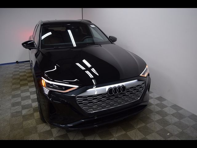 2024 Audi Q8 e-tron Prestige