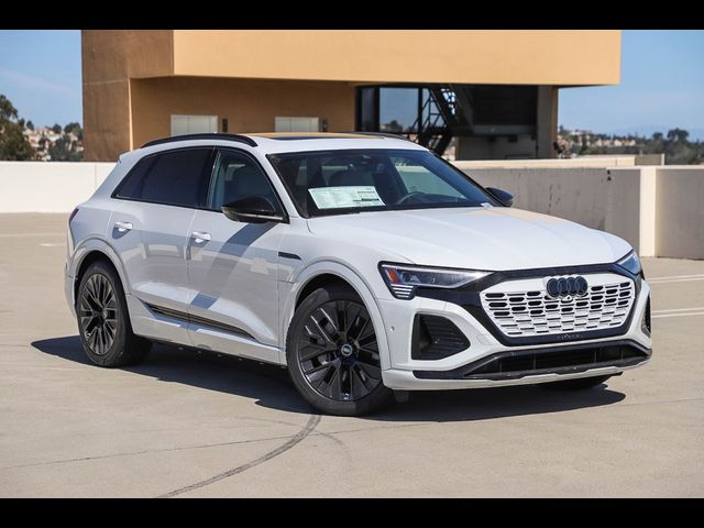 2024 Audi Q8 e-tron Prestige