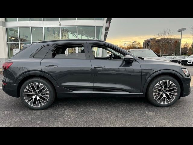 2024 Audi Q8 e-tron Prestige