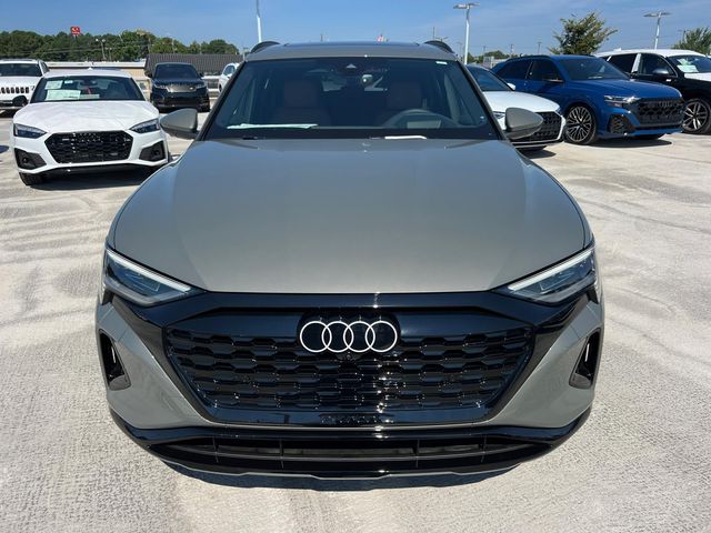 2024 Audi Q8 e-tron Prestige