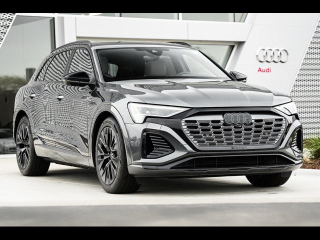 2024 Audi Q8 e-tron Prestige