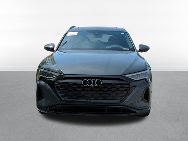 2024 Audi Q8 e-tron Prestige