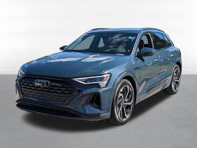 2024 Audi Q8 e-tron Prestige