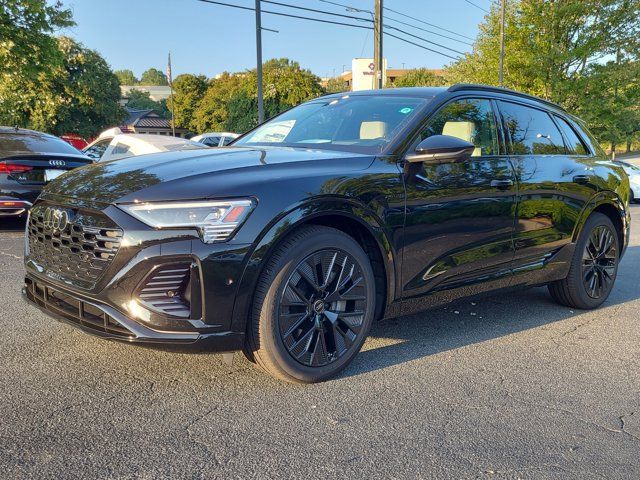 2024 Audi Q8 e-tron Prestige